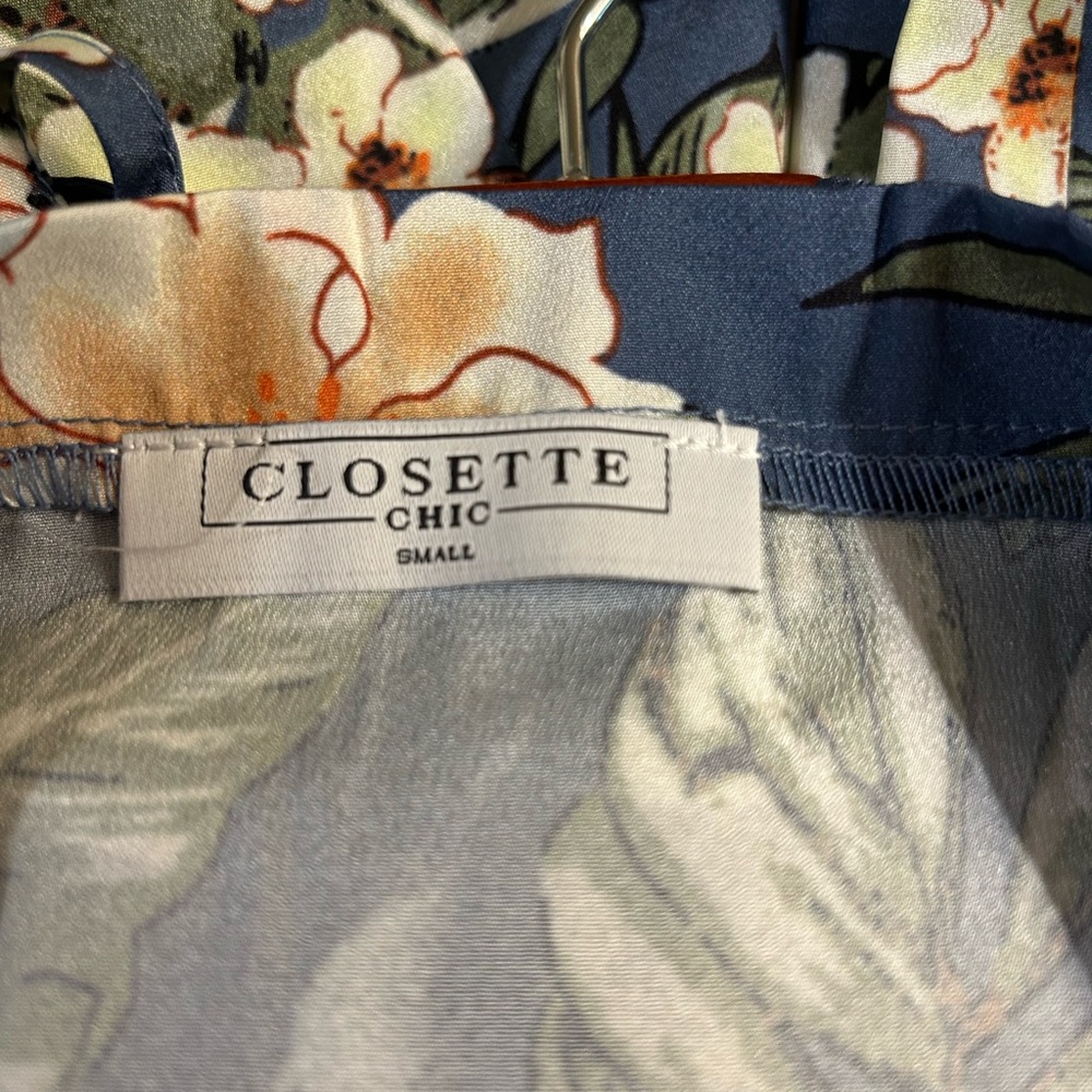 💜Half Off💜Closette Chic Tropical 2 piece set. NWOT
Size Small - Picture 9 of 10